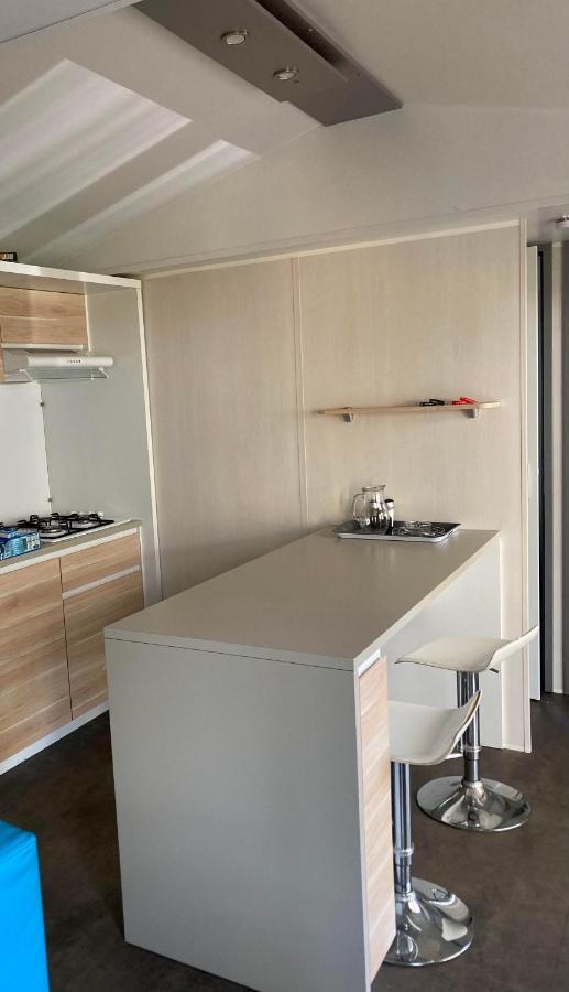 Camping 5* - Biscarosse Lac - Mobilhome 2 Chambres - 4 Personnes Biscarrosse Exteriér fotografie